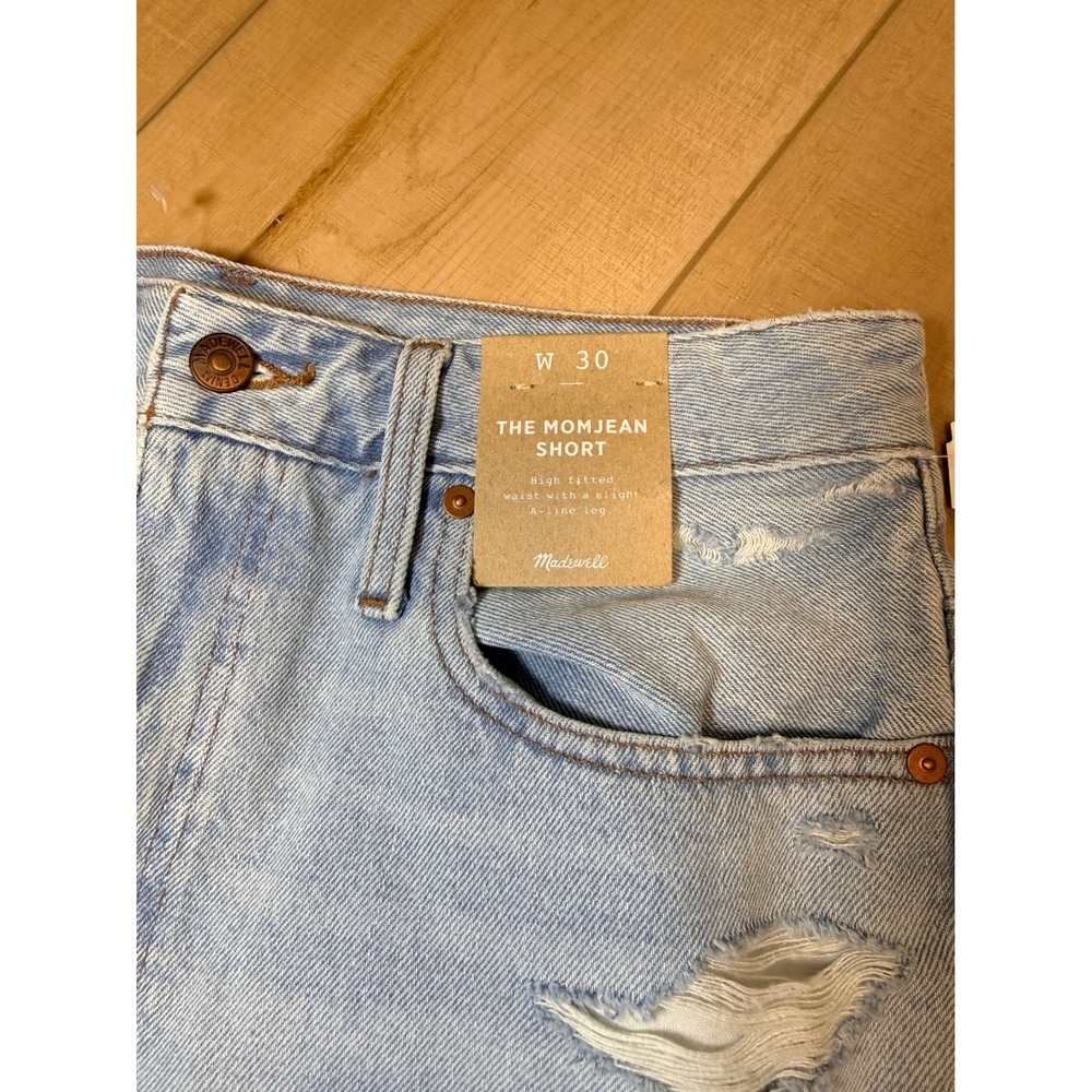 Madewell Curvy Mom Jean Shorts Womens 30 Light Indigo Distressed Raw Hem W30 NEW